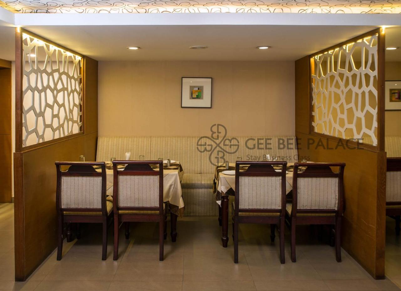 Gee Bee Palace Angamaly Eksteriør billede